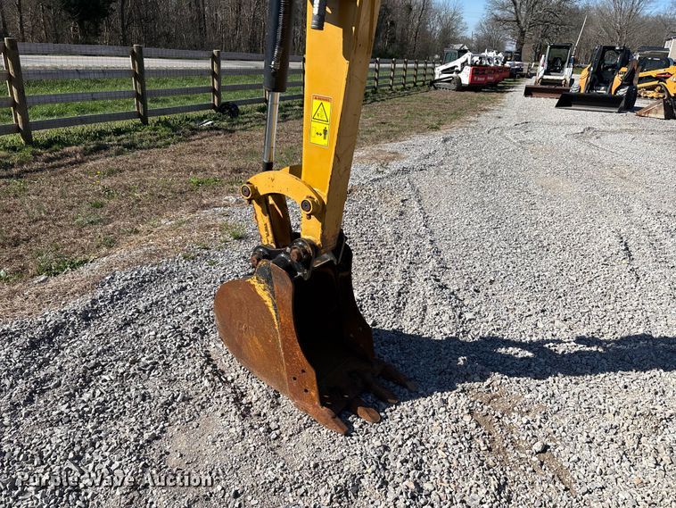 image for item DT0098 2020 Caterpillar 303.5E2 CR mini excavator