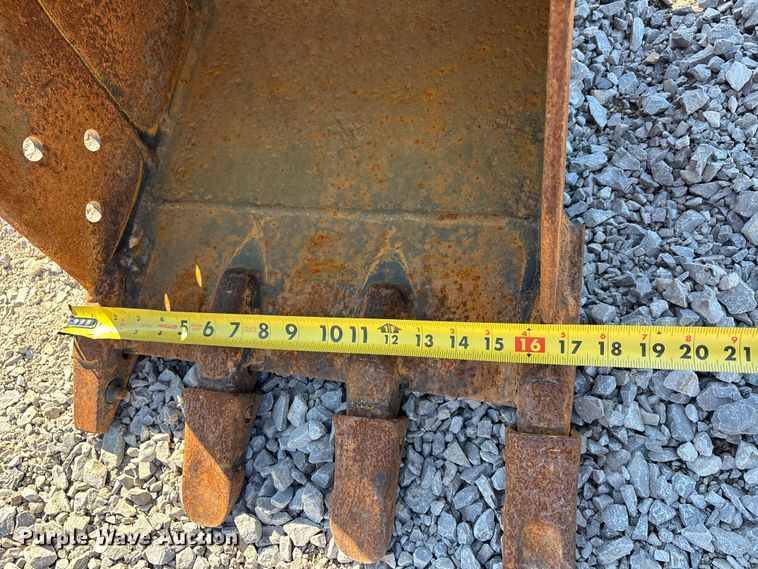 image for item DT0098 2020 Caterpillar 303.5E2 CR mini excavator