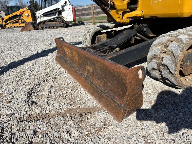 image for item DT0098 2020 Caterpillar 303.5E2 CR mini excavator