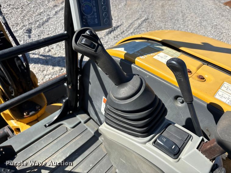 image for item DT0098 2020 Caterpillar 303.5E2 CR mini excavator