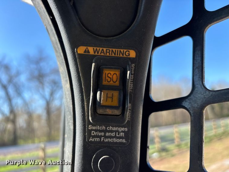 image for item DT0099 2019 Bobcat T590 tracked skid steer loader