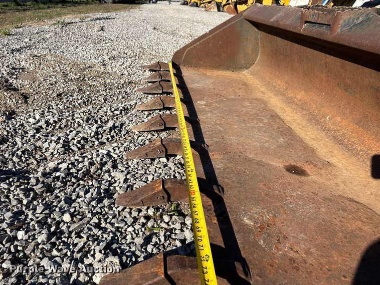 image for item DT0100 2007 Takeuchi TL150 tracked skid steer loader