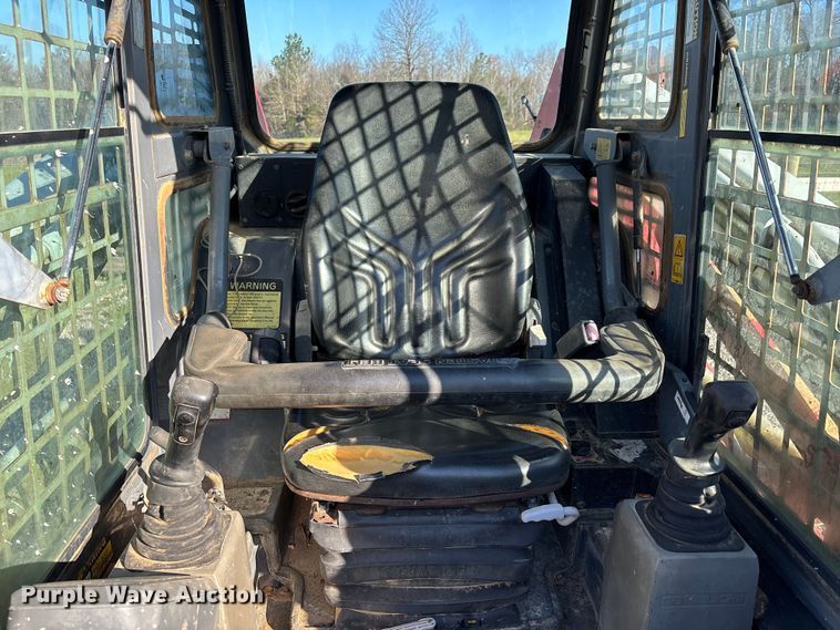 image for item DT0100 2007 Takeuchi TL150 tracked skid steer loader