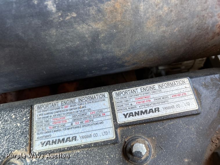 image for item DT0100 2007 Takeuchi TL150 tracked skid steer loader