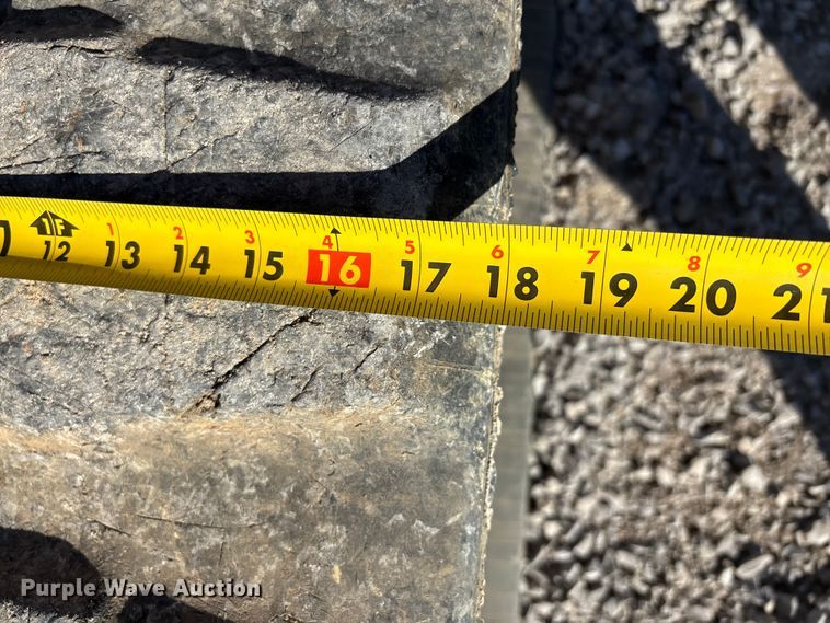 image for item DT0100 2007 Takeuchi TL150 tracked skid steer loader