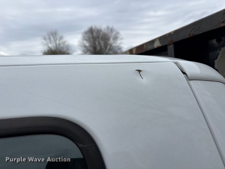 image for item DT0123 2011 Ford F550 Crew Cab flatbed truck