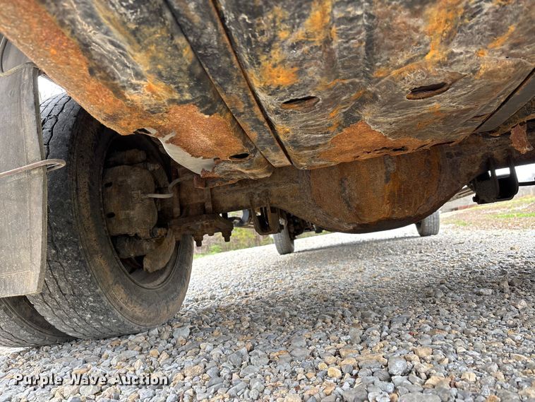 image for item DT0123 2011 Ford F550 Crew Cab flatbed truck