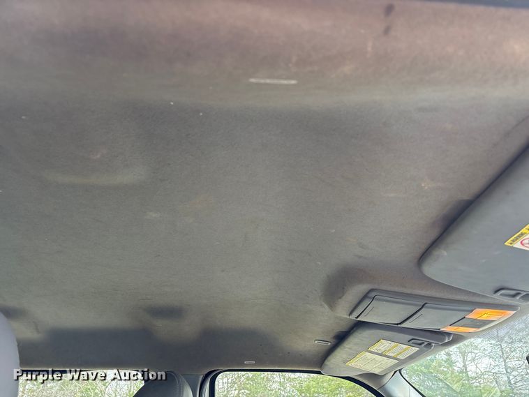 image for item DT0123 2011 Ford F550 Crew Cab flatbed truck