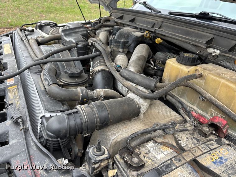 image for item DT0123 2011 Ford F550 Crew Cab flatbed truck