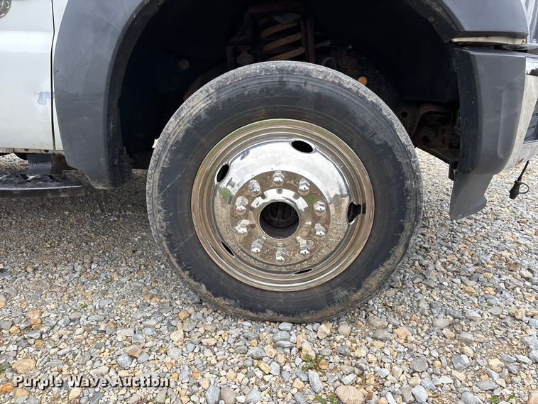 image for item DT0123 2011 Ford F550 Crew Cab flatbed truck