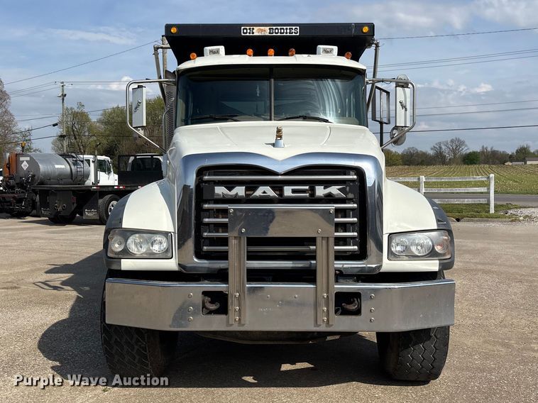 image for item DT0128 2017 Mack Granite GU713 dump truck