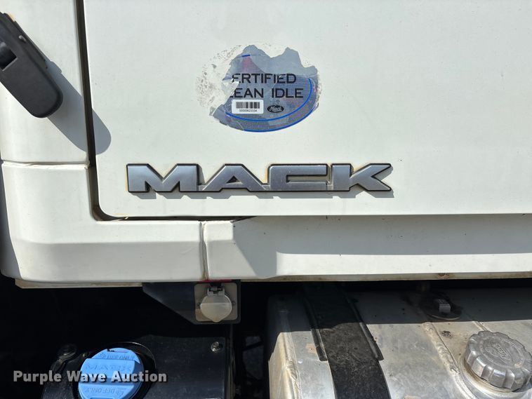 image for item DT0128 2017 Mack Granite GU713 dump truck