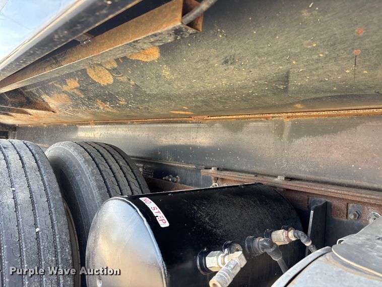 image for item DT0128 2017 Mack Granite GU713 dump truck