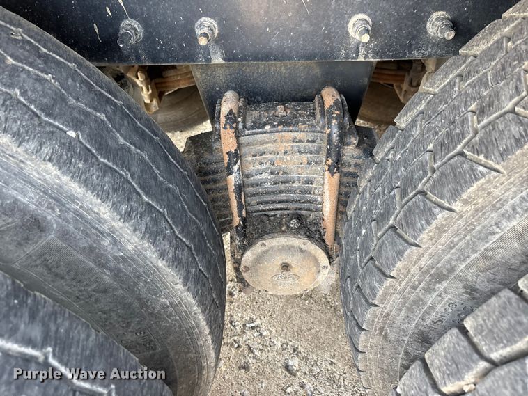 image for item DT0128 2017 Mack Granite GU713 dump truck