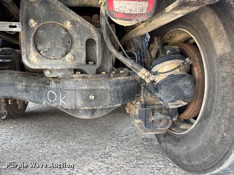 image for item DT0128 2017 Mack Granite GU713 dump truck