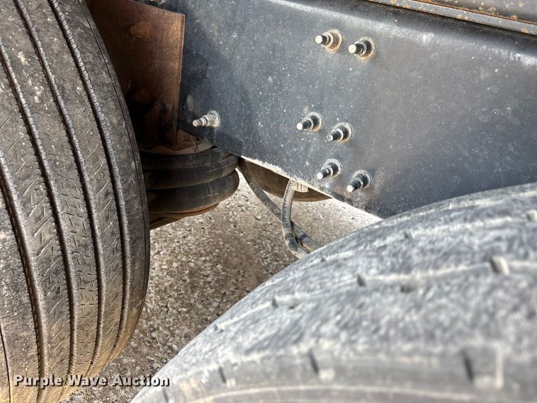 image for item DT0128 2017 Mack Granite GU713 dump truck