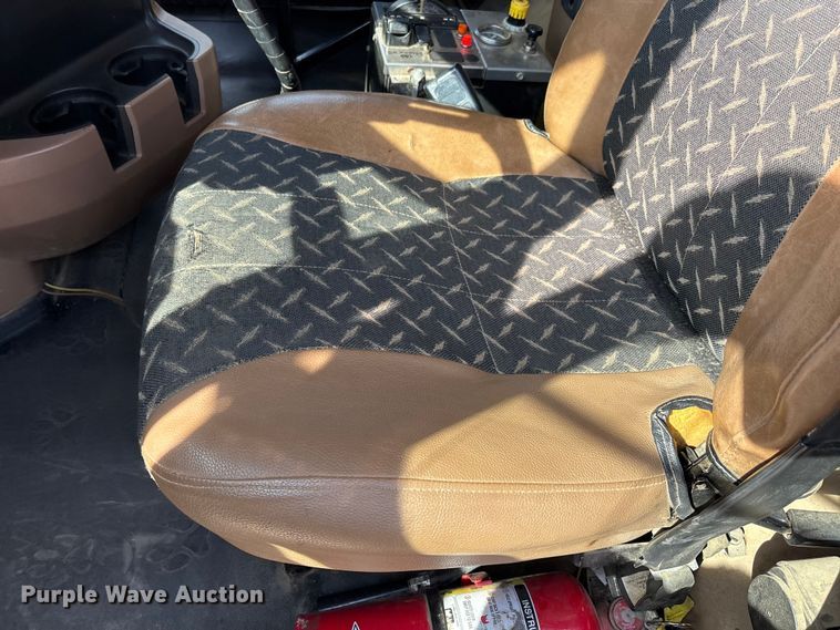 image for item DT0128 2017 Mack Granite GU713 dump truck