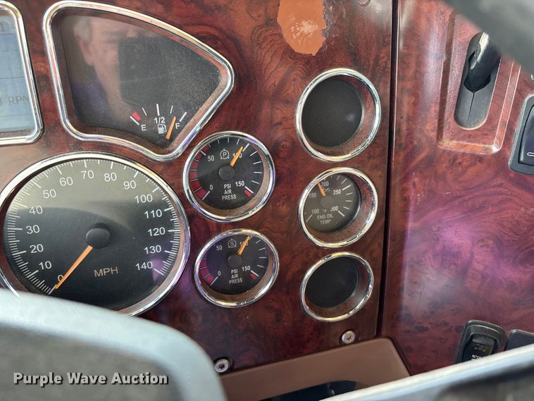 image for item DT0128 2017 Mack Granite GU713 dump truck