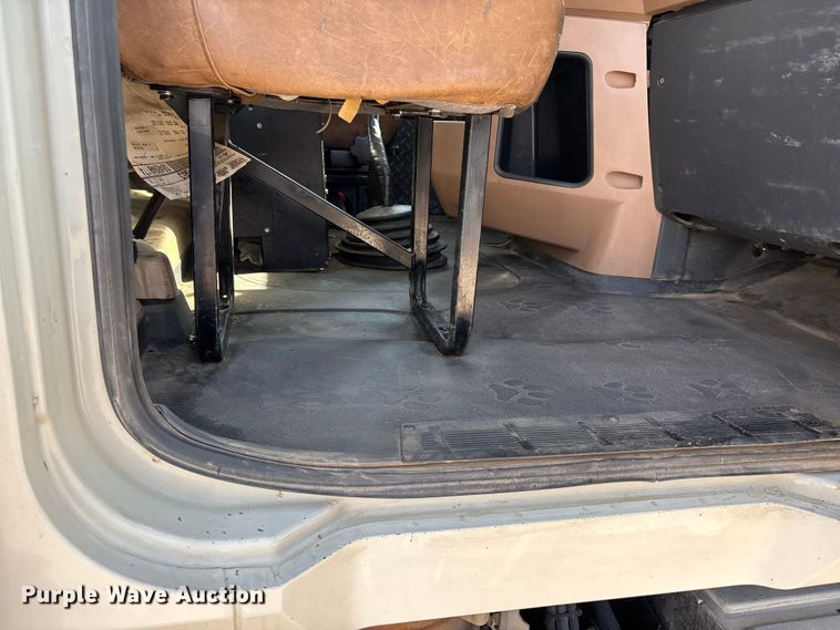 image for item DT0128 2017 Mack Granite GU713 dump truck