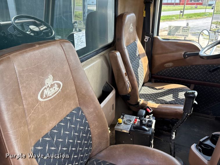 image for item DT0128 2017 Mack Granite GU713 dump truck