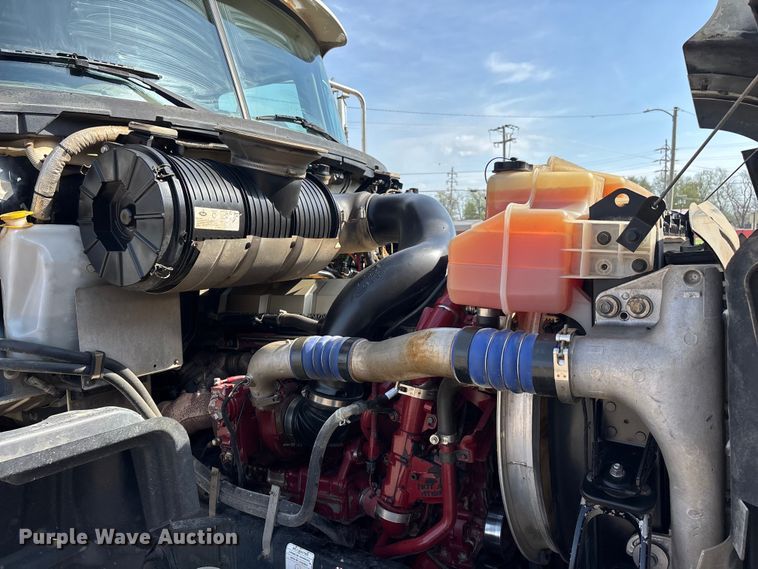 image for item DT0128 2017 Mack Granite GU713 dump truck