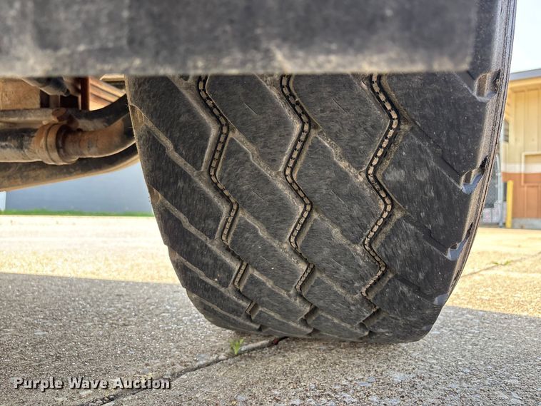 image for item DT0128 2017 Mack Granite GU713 dump truck