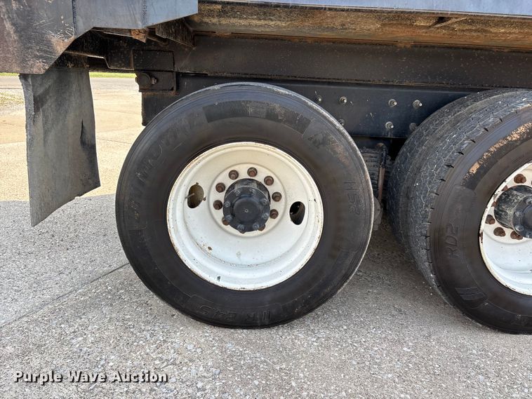 image for item DT0128 2017 Mack Granite GU713 dump truck