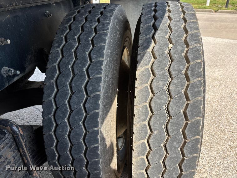 image for item DT0128 2017 Mack Granite GU713 dump truck