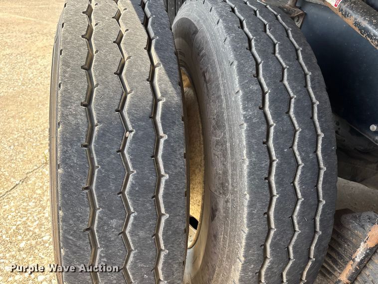 image for item DT0128 2017 Mack Granite GU713 dump truck