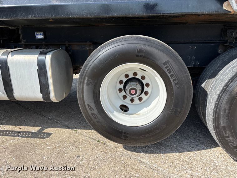 image for item DT0128 2017 Mack Granite GU713 dump truck