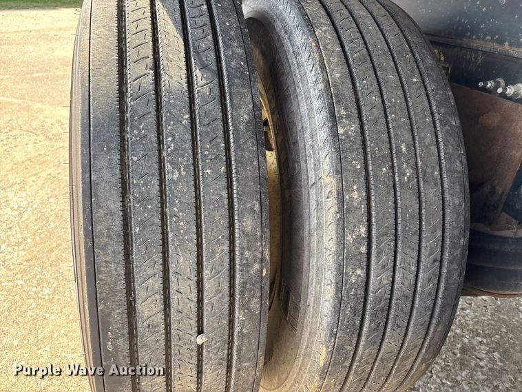 image for item DT0128 2017 Mack Granite GU713 dump truck