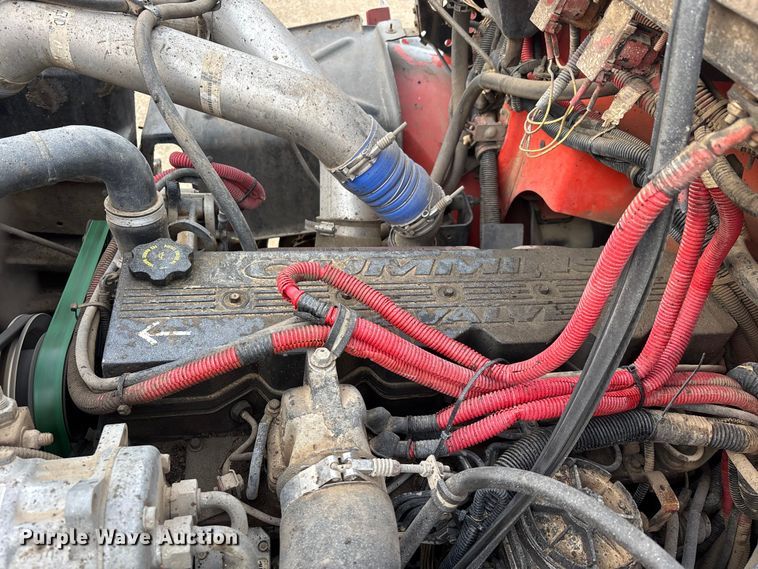 image for item DT0132 2002 Freightliner FL60 oil distributor truck