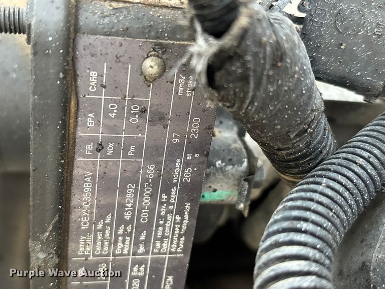 image for item DT0132 2002 Freightliner FL60 oil distributor truck