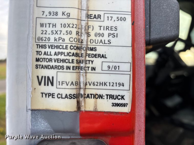 image for item DT0132 2002 Freightliner FL60 oil distributor truck