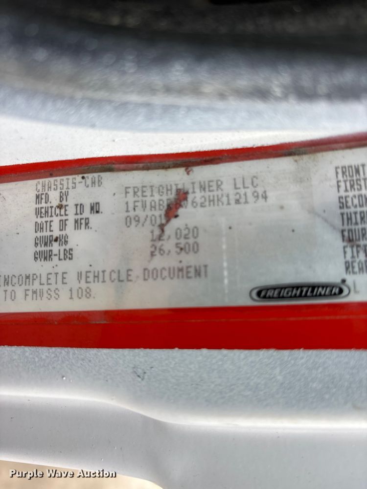 image for item DT0132 2002 Freightliner FL60 oil distributor truck