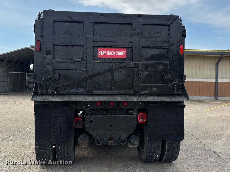 image for item DT0134 2004 Freightliner Business Class M2 dump truck