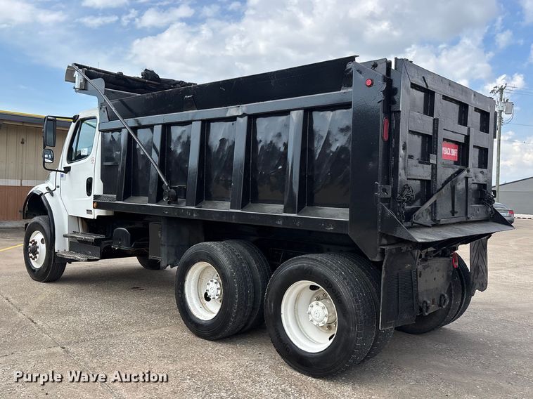 image for item DT0134 2004 Freightliner Business Class M2 dump truck