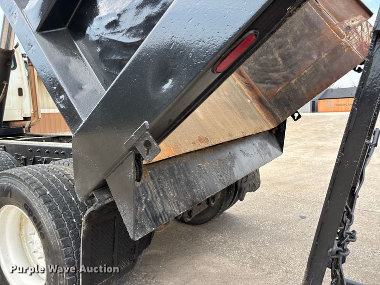 image for item DT0134 2004 Freightliner Business Class M2 dump truck