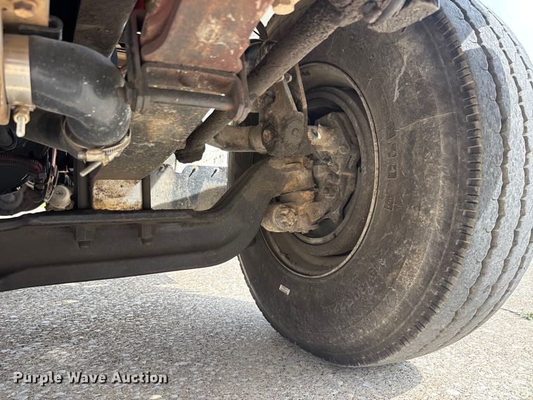 image for item DT0134 2004 Freightliner Business Class M2 dump truck