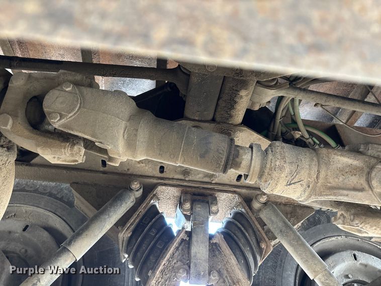 image for item DT0134 2004 Freightliner Business Class M2 dump truck