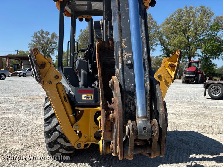 image for item DT0178 2018 John Deere 310SL backhoe