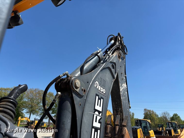 image for item DT0178 2018 John Deere 310SL backhoe