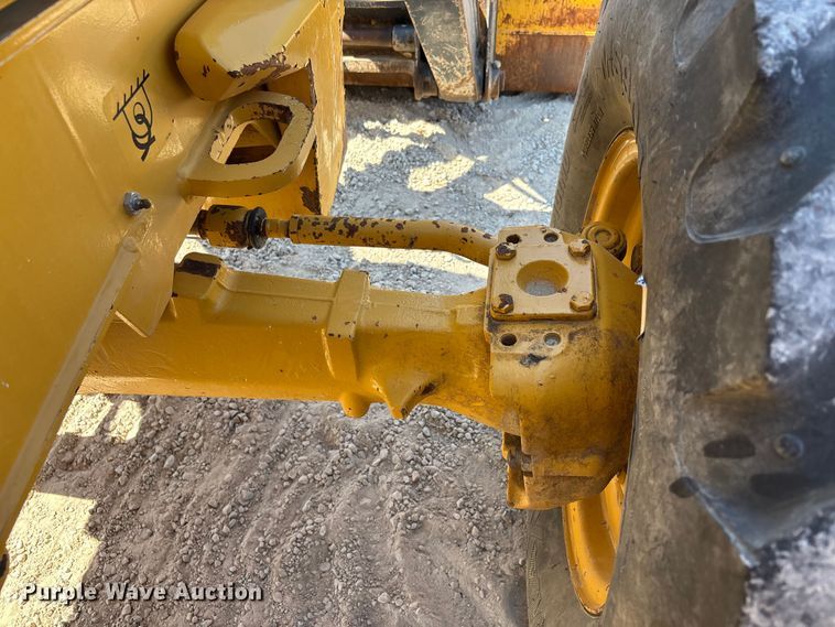 image for item DT0178 2018 John Deere 310SL backhoe