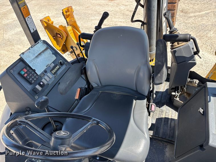 image for item DT0178 2018 John Deere 310SL backhoe