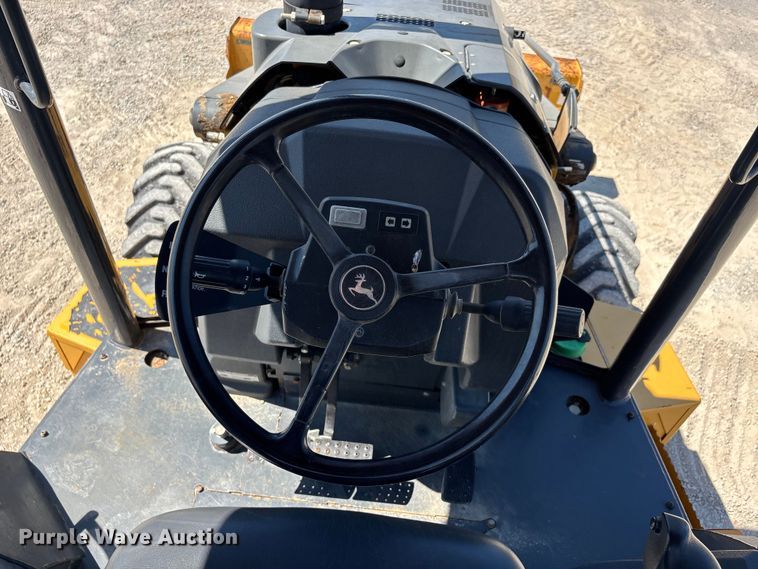 image for item DT0178 2018 John Deere 310SL backhoe