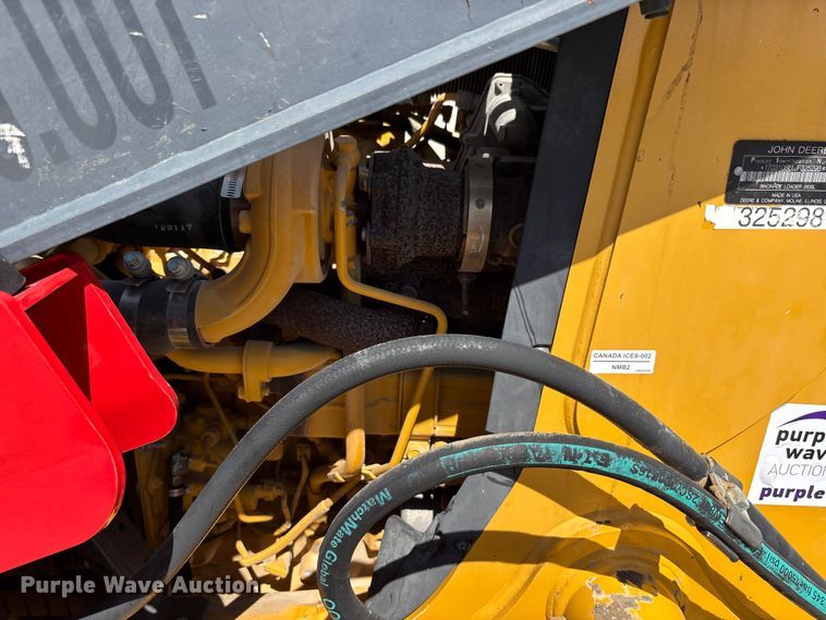 image for item DT0178 2018 John Deere 310SL backhoe