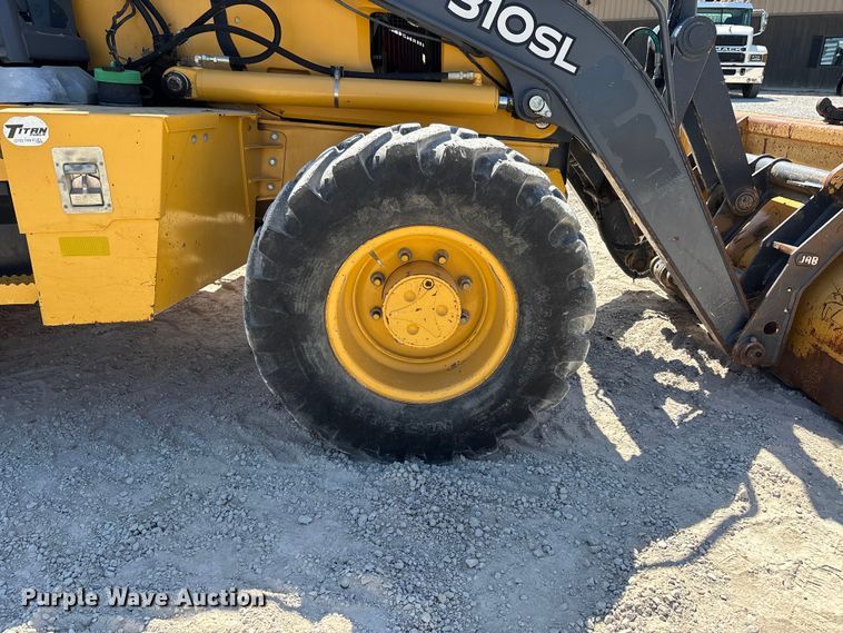 image for item DT0178 2018 John Deere 310SL backhoe