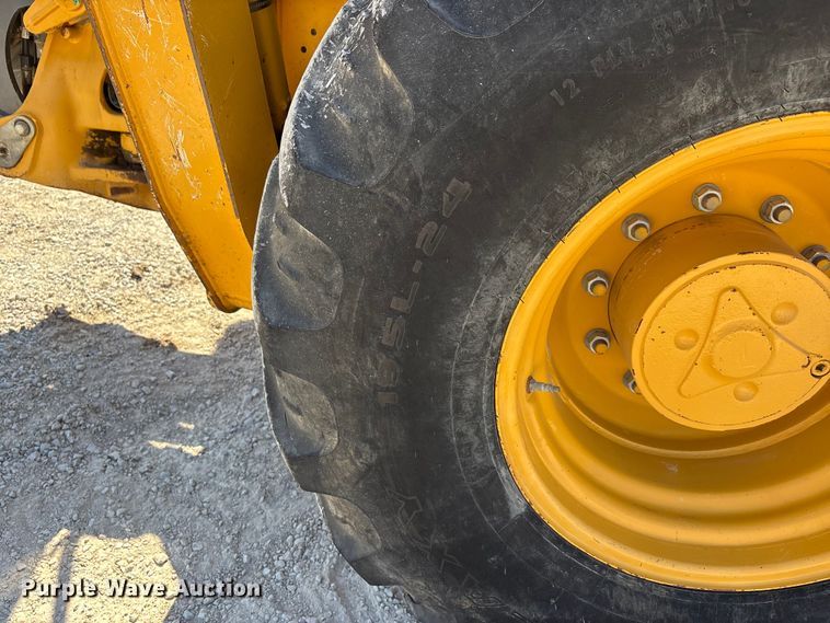 image for item DT0178 2018 John Deere 310SL backhoe