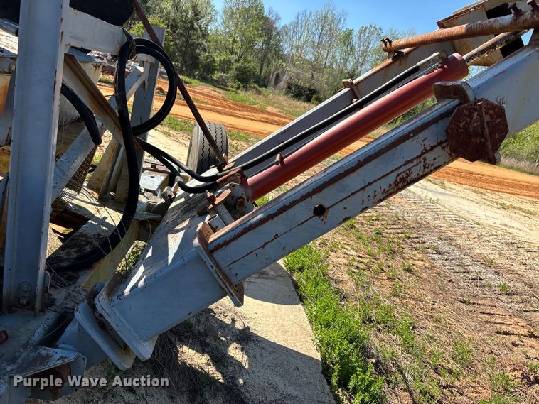 image for item DT0180 Carter's conveyor belt