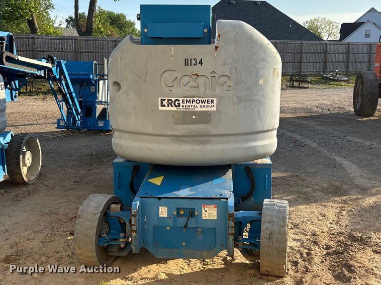 image for item DT0181 2013 Genie Z-40/23N boom lift